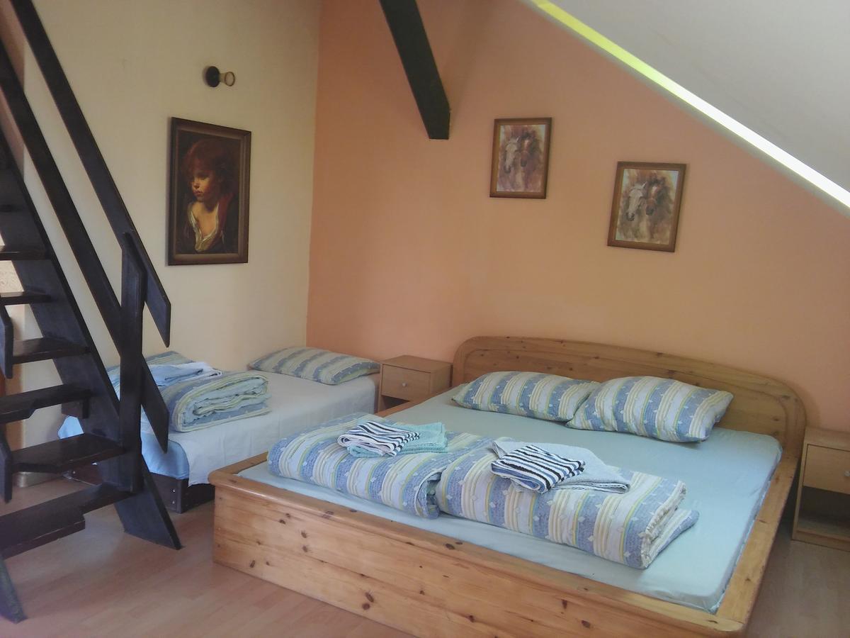 Motel Ararat Kolobrzeg Exterior photo